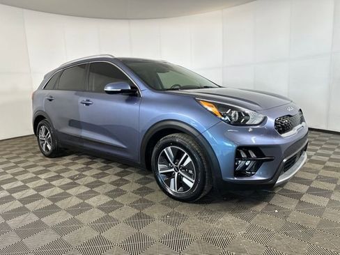 Used 2022 Kia Niro EX Premium image 2