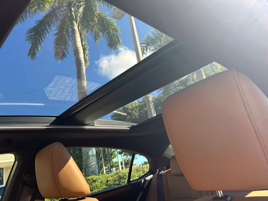 Used 2019 Lexus ES 350 w/ Accessory Package FWD image 15