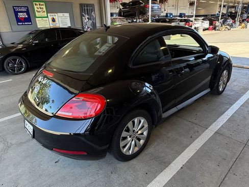 Used 2015 Volkswagen Beetle 1.8T FWD image 5