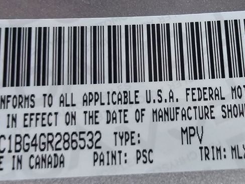 Used 2016 Chrysler Town & Country Touring image 26