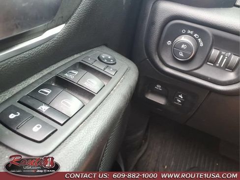 Used 2019 RAM 1500 Big Horn AWD/4WD image 28