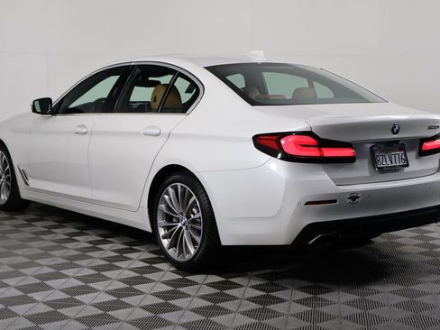 Used 2022 BMW 530i w/ Convenience Package image 6