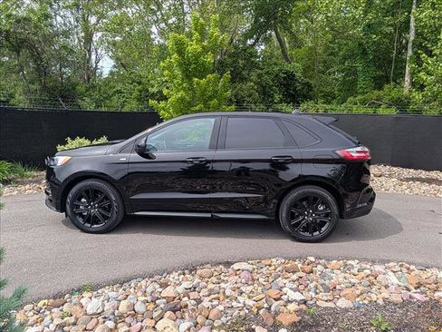 Used 2023 Ford Edge ST-Line AWD/4WD image 2