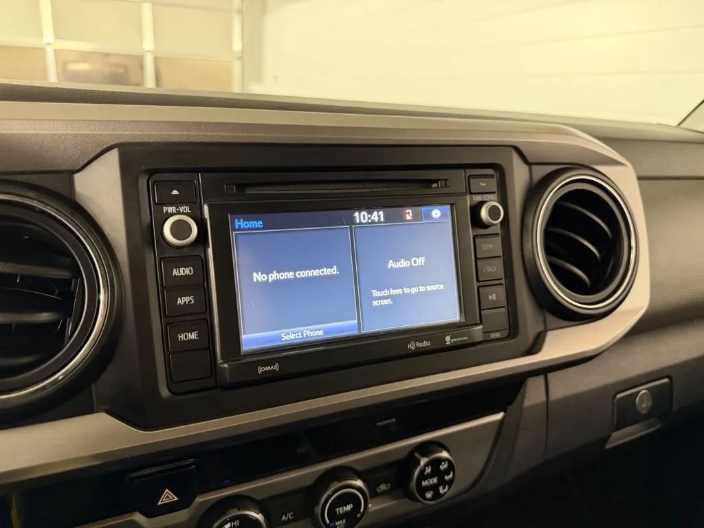 Used 2016 Toyota Tacoma SR5 w/ SR5 Appearance Package (SN) AWD/4WD image 18