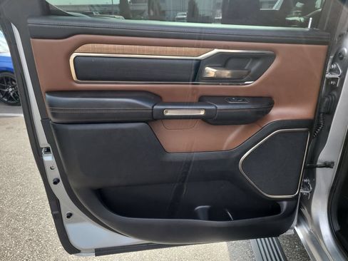 Used 2019 RAM 1500 Limited AWD/4WD image 12