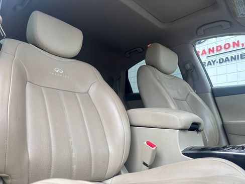 Used 2014 INFINITI QX70 AWD w/ Premium Package image 24