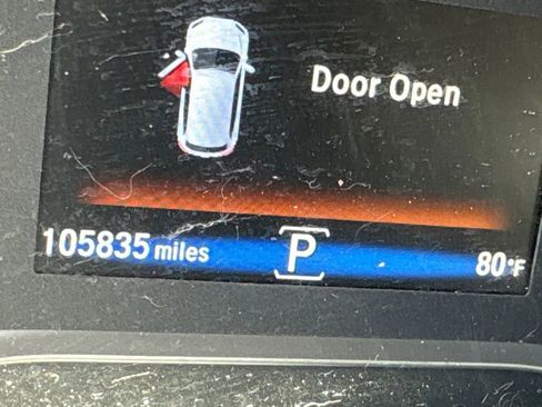 Used 2017 Honda Pilot EX image 9