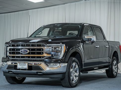 Certified 2022 Ford F150 Lariat w/ Equipment Group 502A High image 3