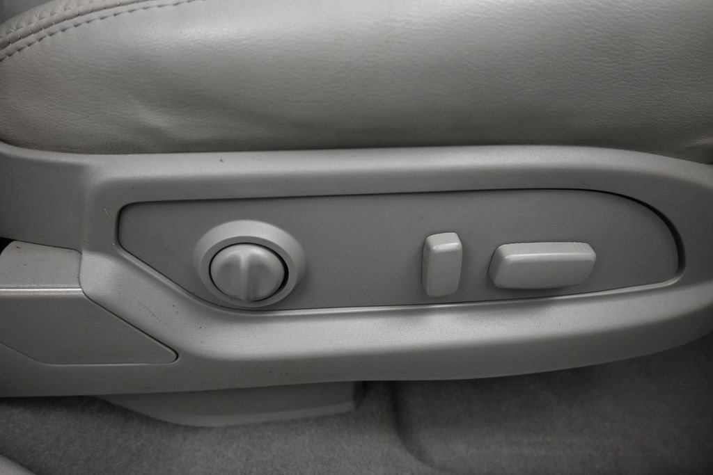 Used 2014 Buick Enclave Leather FWD image 50
