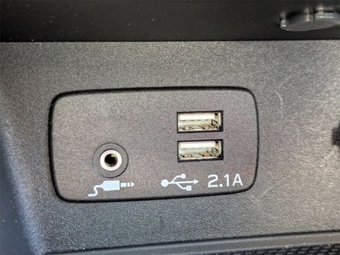 Certified 2022 Subaru Forester Premium w/ Popular Package #3 image 21