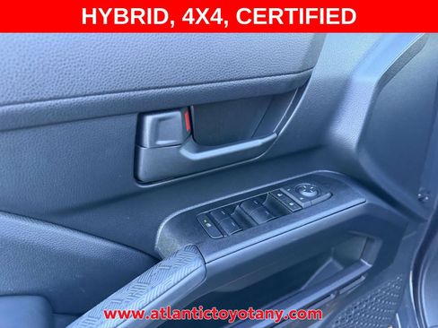 Certified 2025 Toyota 4Runner TRD Off-Road AWD/4WD image 16