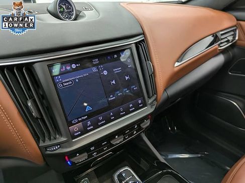 Used 2022 Maserati Levante Modena AWD/4WD image 12