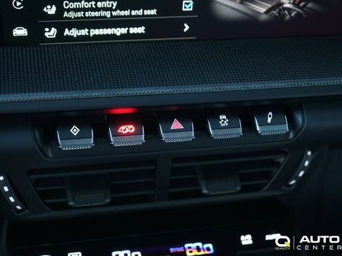 Used 2025 Porsche 911 Carrera 4 GTS image 42