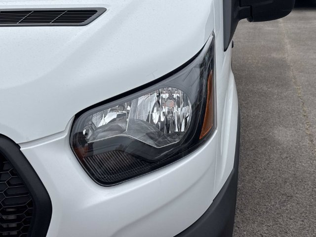 New 2027 Ford Transit 250 148 Medium Roof RWD image 10