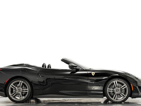 Used 2020 Ferrari Portofino image 48