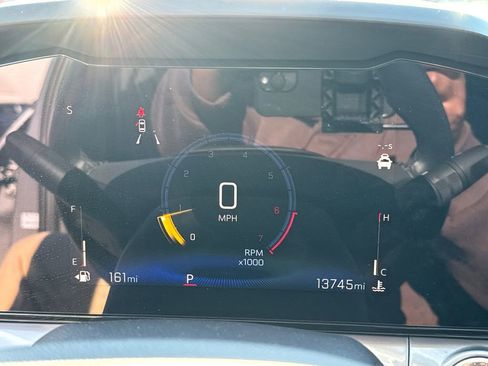 Certified 2025 Chevrolet Trax LT w/ LT Convenience Package image 26