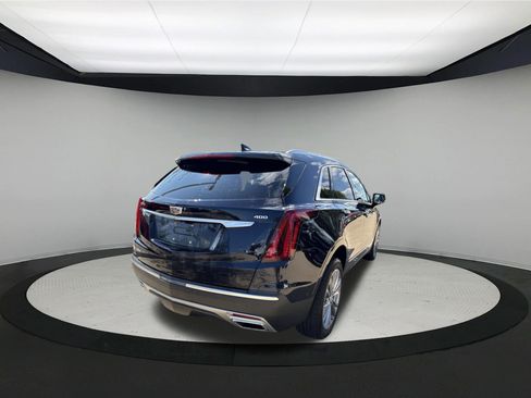 Used 2022 Cadillac XT5 Premium Luxury w/ Platinum Package AWD/4WD image 7