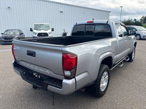 Used 2019 Toyota Tacoma SR w/ SR Convenience Package AWD/4WD image 7