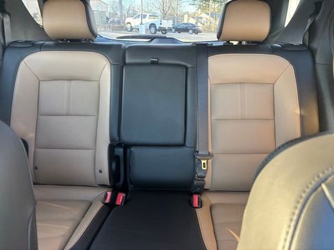 Used 2022 Chevrolet Equinox Premier image 8