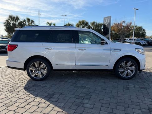 Used 2018 Lincoln Navigator Select w/ Cargo Package image 7