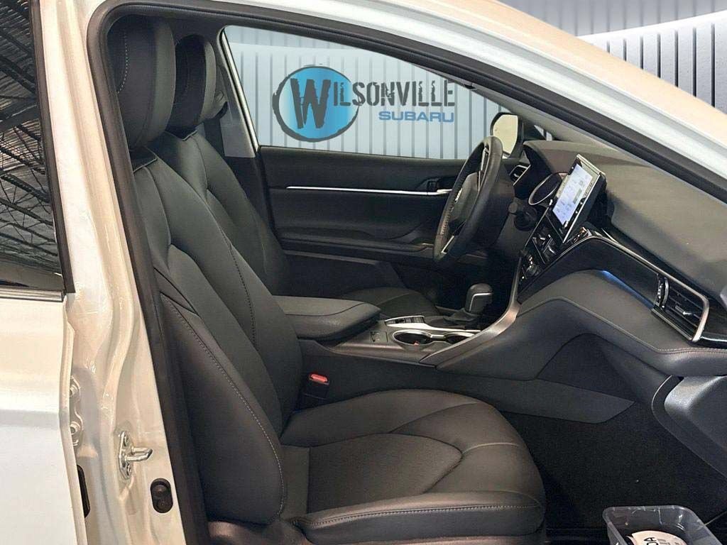 Used 2023 Toyota Camry XLE w/ Cold Weather Package AWD/4WD image 6