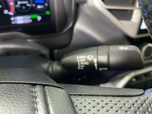 Used 2022 Toyota Tundra Platinum image 17