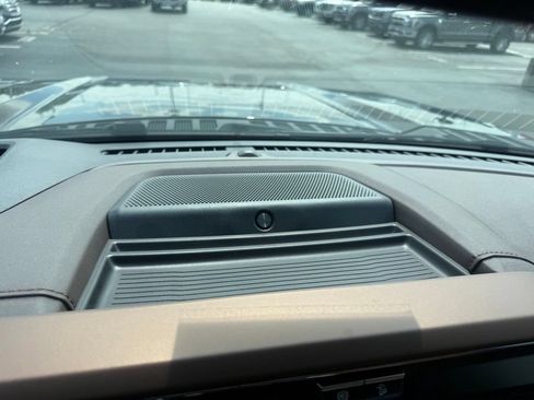New 2026 Ford F250 King Ranch w/ Chrome Package AWD/4WD image 34