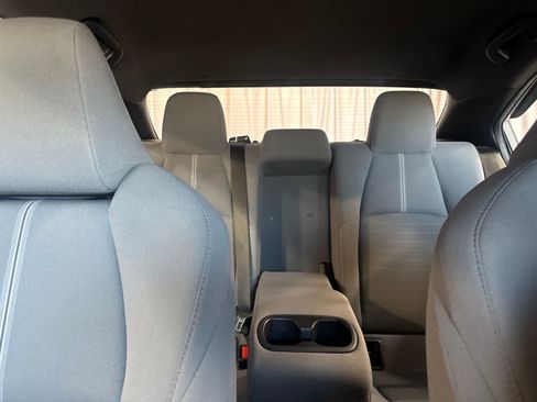 Used 2021 Toyota Corolla SE w/ Carpet Mat Package (TMS) FWD image 31