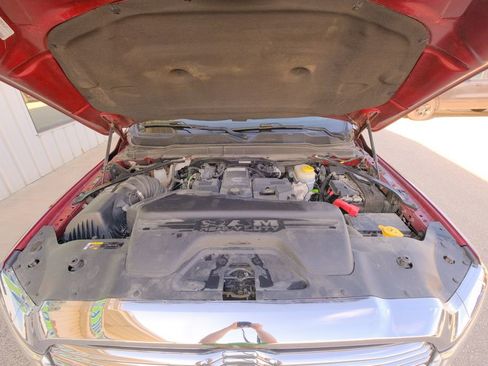 Used 2022 RAM 3500 Laramie image 34