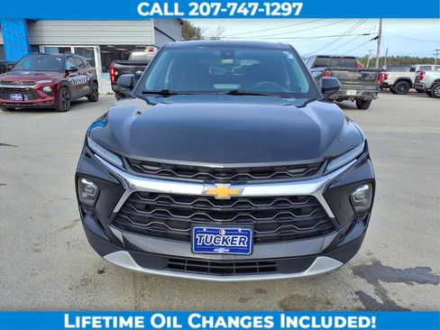Used 2024 Chevrolet Blazer LT image 2