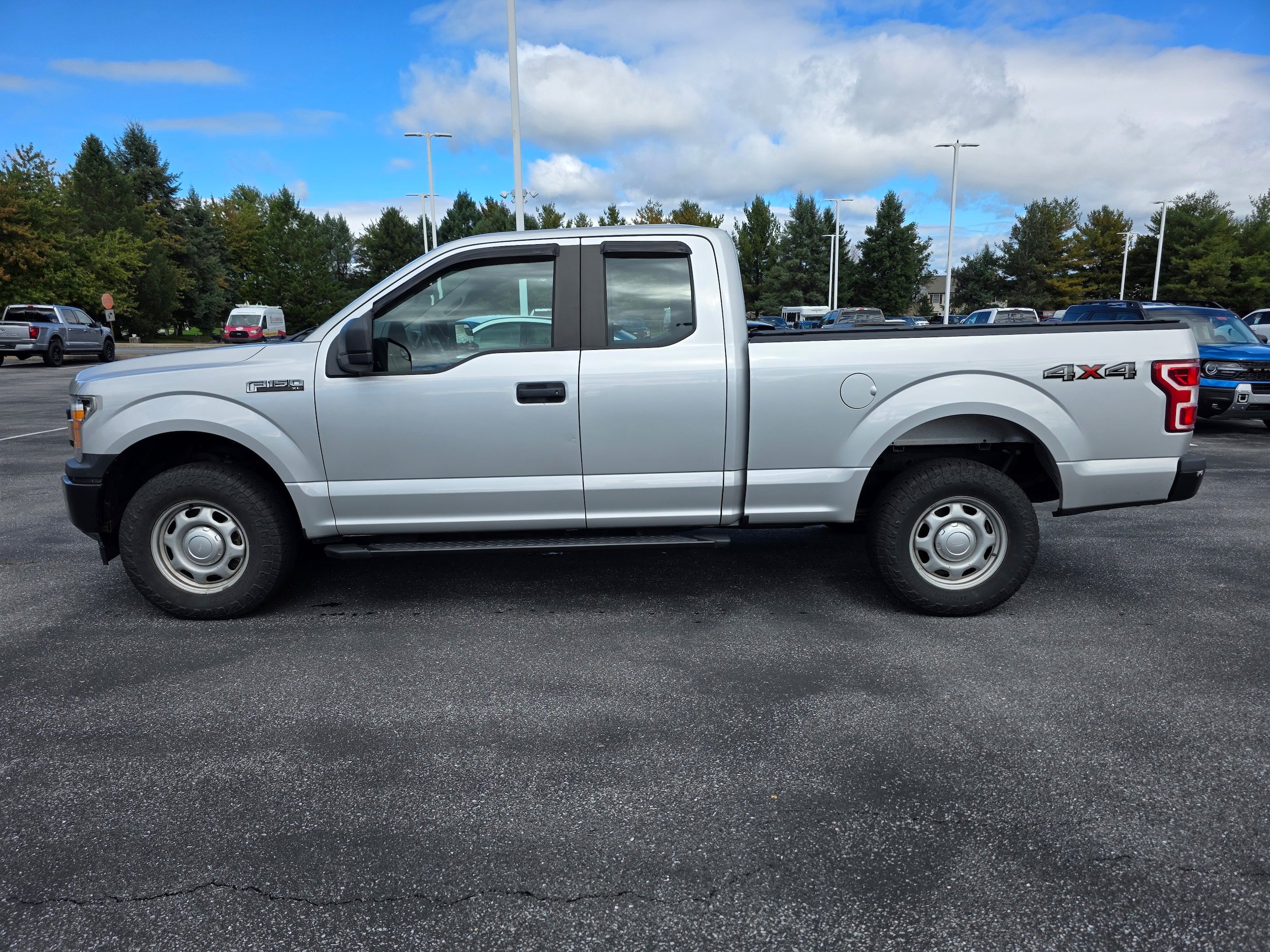 Used 2019 Ford F150 XL w/ Equipment Group 101A Mid AWD/4WD image 2