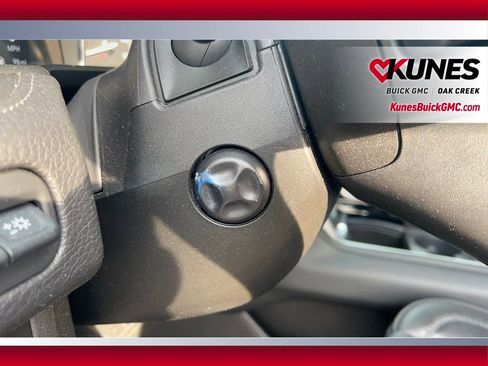 Used 2021 GMC Yukon Denali image 21