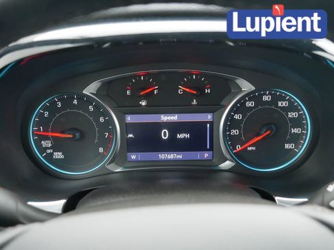 Used 2023 Chevrolet Traverse LT image 24