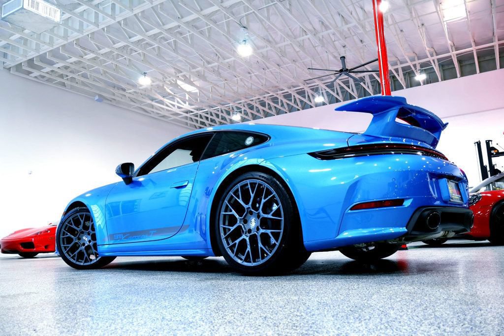 Used 2026 Porsche 911 Carrera T RWD image 13