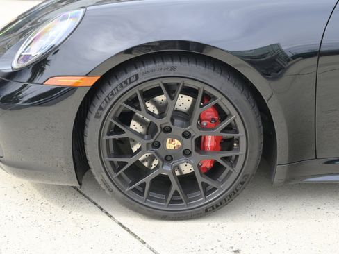 Used 2024 Porsche 911 Targa 4S image 9