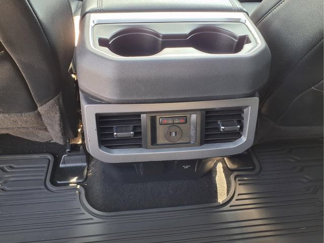Used 2023 Ford F250 Lariat w/ Sport Appearance Package AWD/4WD image 14
