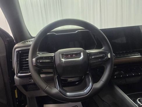 New 2025 GMC Canyon AT4 w/ Nightfall Edition AWD/4WD image 7