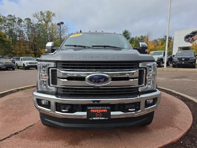 Used 2019 Ford F250 XLT w/ XLT Premium Package AWD/4WD image 8