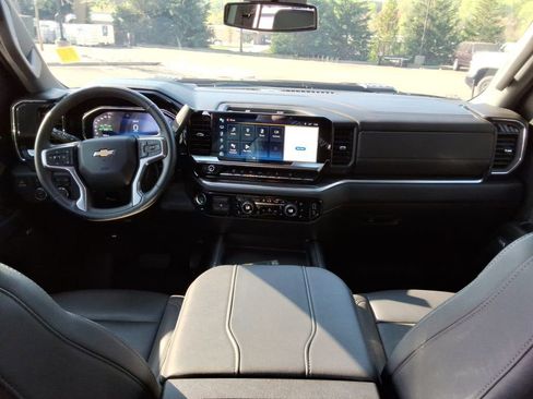 Used 2024 Chevrolet Silverado 2500 LTZ w/ LTZ Plus Package image 21