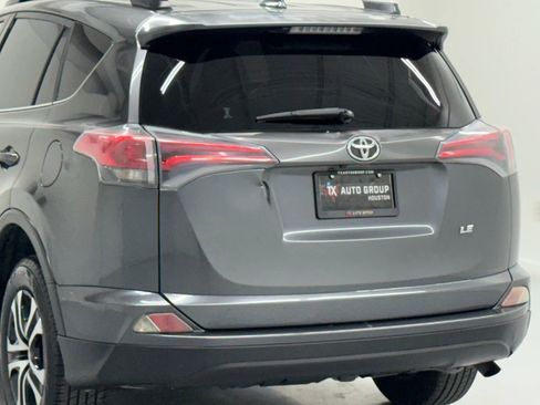 Used 2016 Toyota RAV4 LE image 15