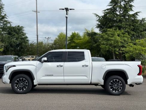Used 2024 Toyota Tundra Limited AWD/4WD image 2