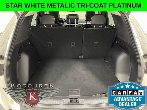 Used 2024 Ford Escape Platinum AWD/4WD image 24
