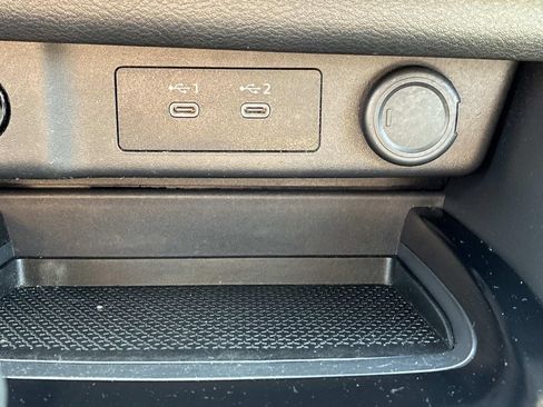 Used 2024 Nissan Rogue SV AWD/4WD image 37