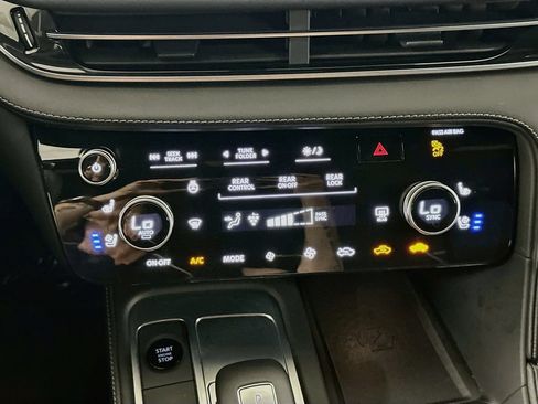 Certified 2026 INFINITI QX60 Autograph w/ Autograph Tech Package AWD/4WD image 17