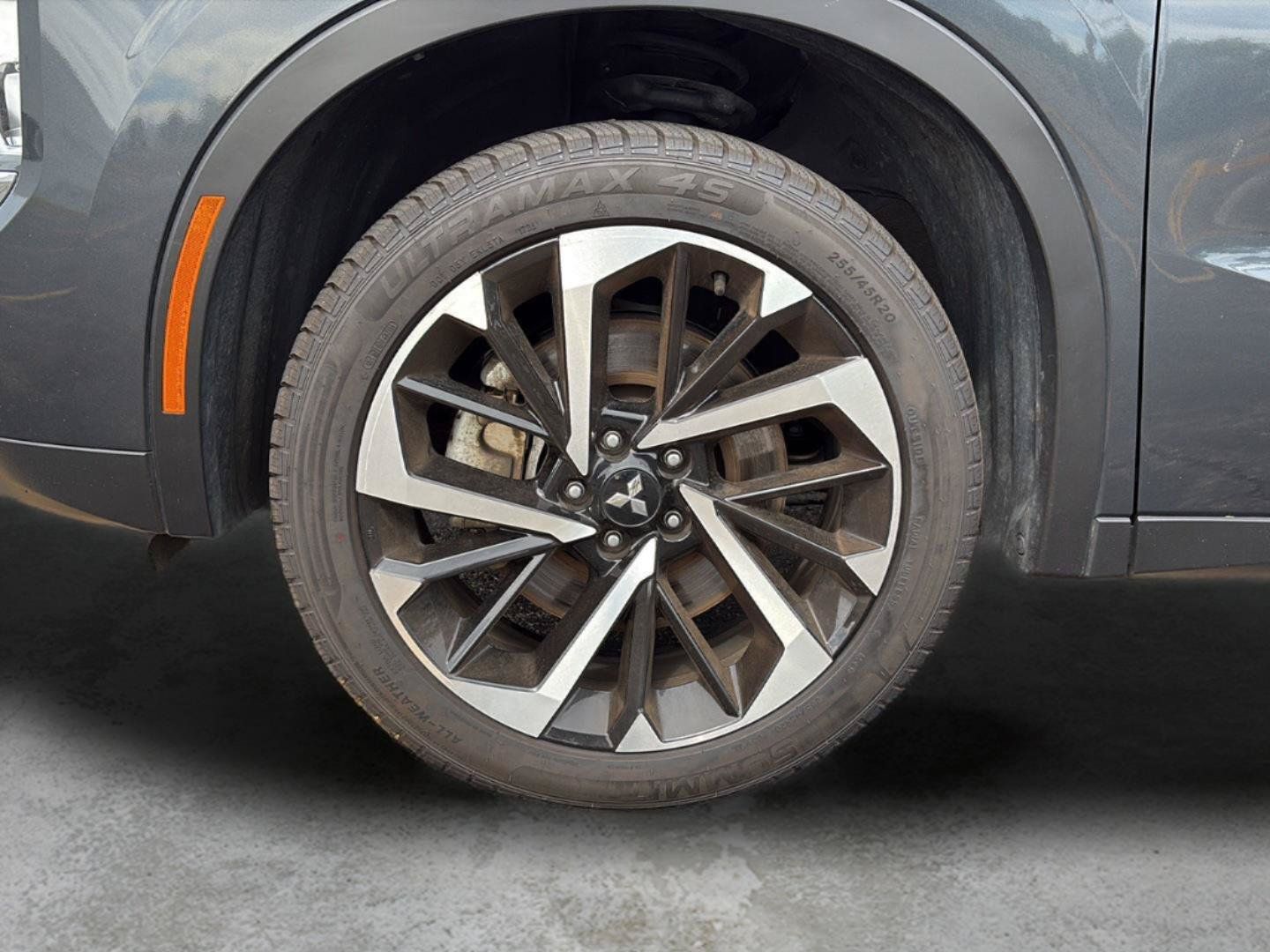 Used 2024 Mitsubishi Outlander SE AWD/4WD image 11