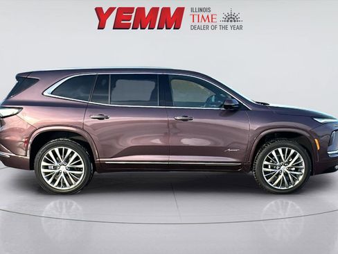Used 2025 Buick Enclave Avenir w/ Trailering Package, 5000 lbs. image 9