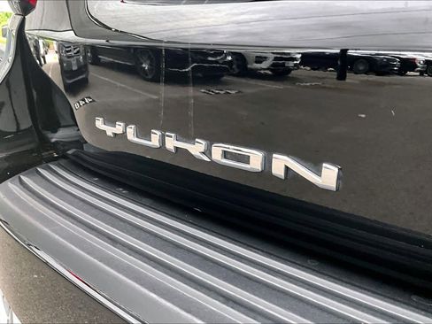 Used 2026 GMC Yukon Denali AWD/4WD image 31