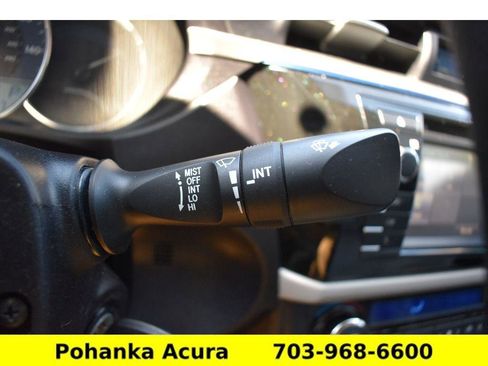 Used 2016 Toyota Corolla LE FWD image 19