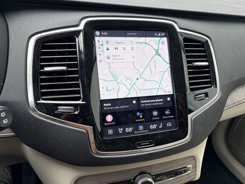 Certified 2024 Volvo XC90 B6 Plus w/ Protection Package Premier image 22