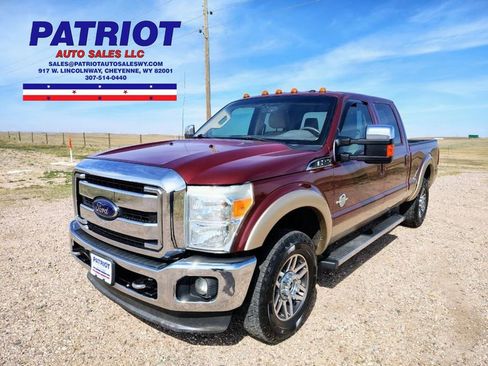 Used 2012 Ford F250 Lariat w/ Chrome Pkg image 1